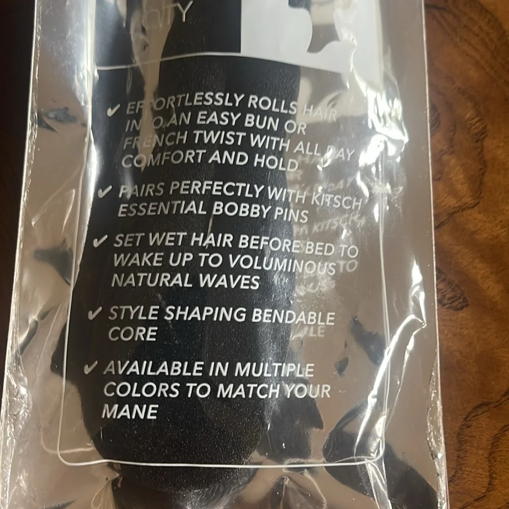 Kitsch Pro Large bun shaper in black NEW in package